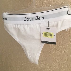 Never used or tried on. Got them from work!